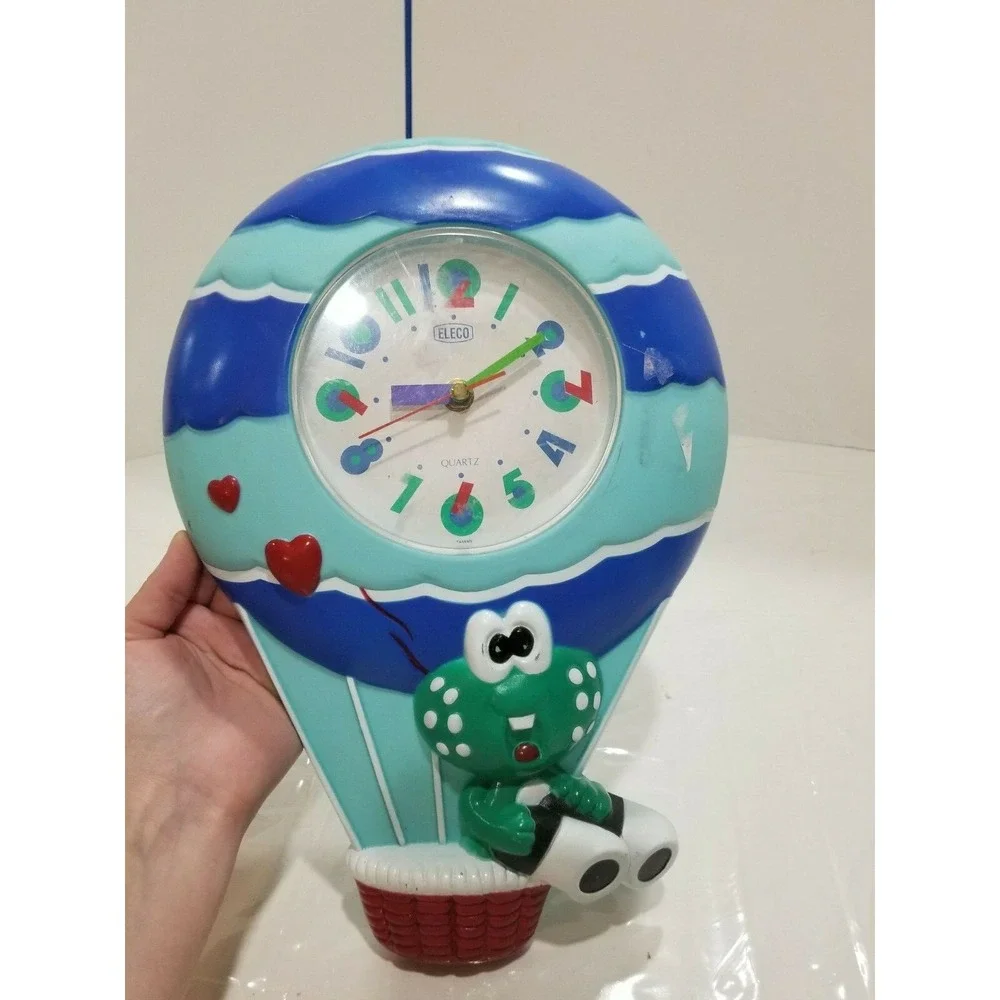 Vintage Clock Quartz Eleco Frog in Air Balloon Plastic Colorful Kids Bedroom 14